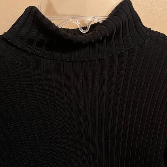 Reiss Olins Tipped Turtleneck Sweater in Black - Picture 6 of 8
